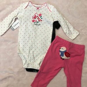 ❤️SOLD❤️Carters 3 Piece Outfit